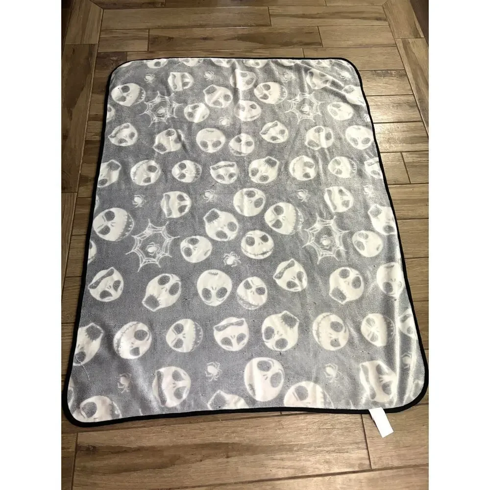 The Nightmare Before Christmas Faces Glow-In-The-Dark Soft‎ Throw Blanket